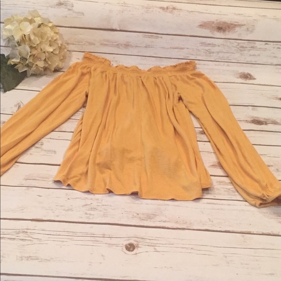 Chloe & Katie Top - Picture 4 of 6